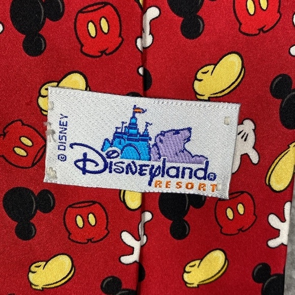 Disneyland Resort tie 100% silk deconstructed Mickey Mouse all over print red - Picture 4 of 6